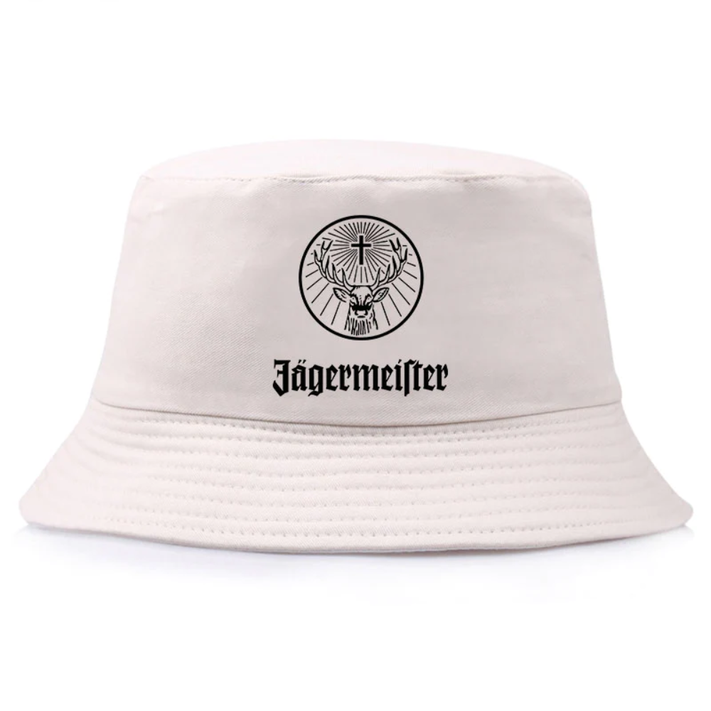 Bob de couleur beige avec inscrit le logo Jägermeister.