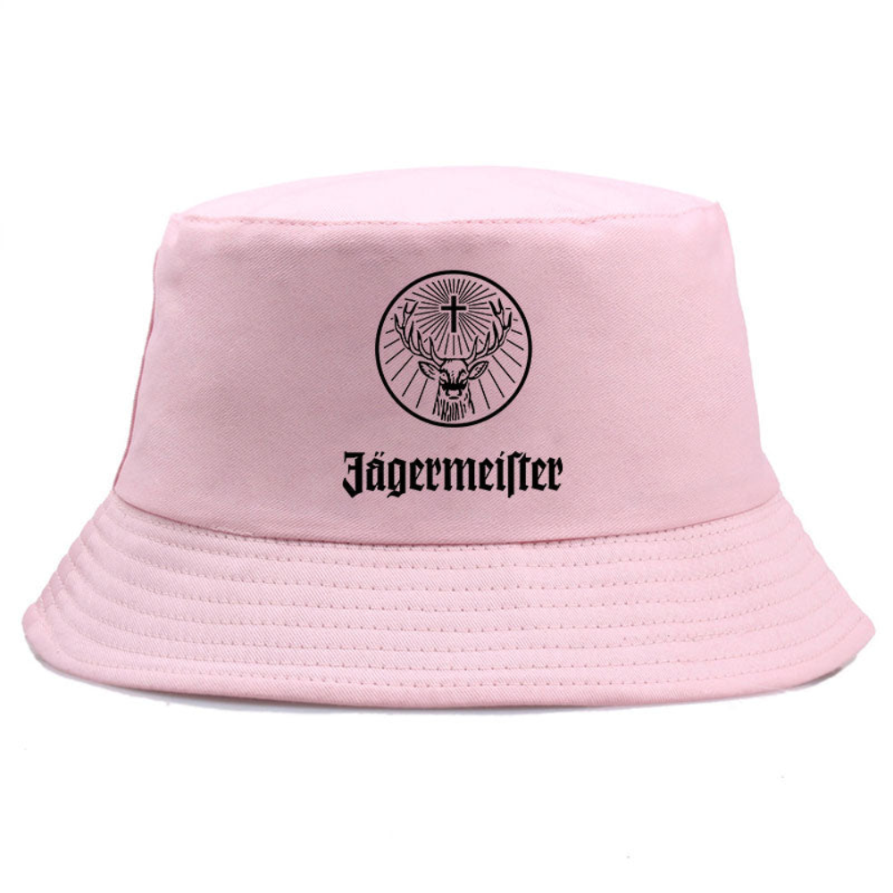 Bob de couleur rose avec inscrit le logo Jägermeister.