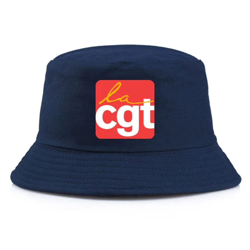 Bob de couleur bleu marine avec inscrit le logo La CGT.