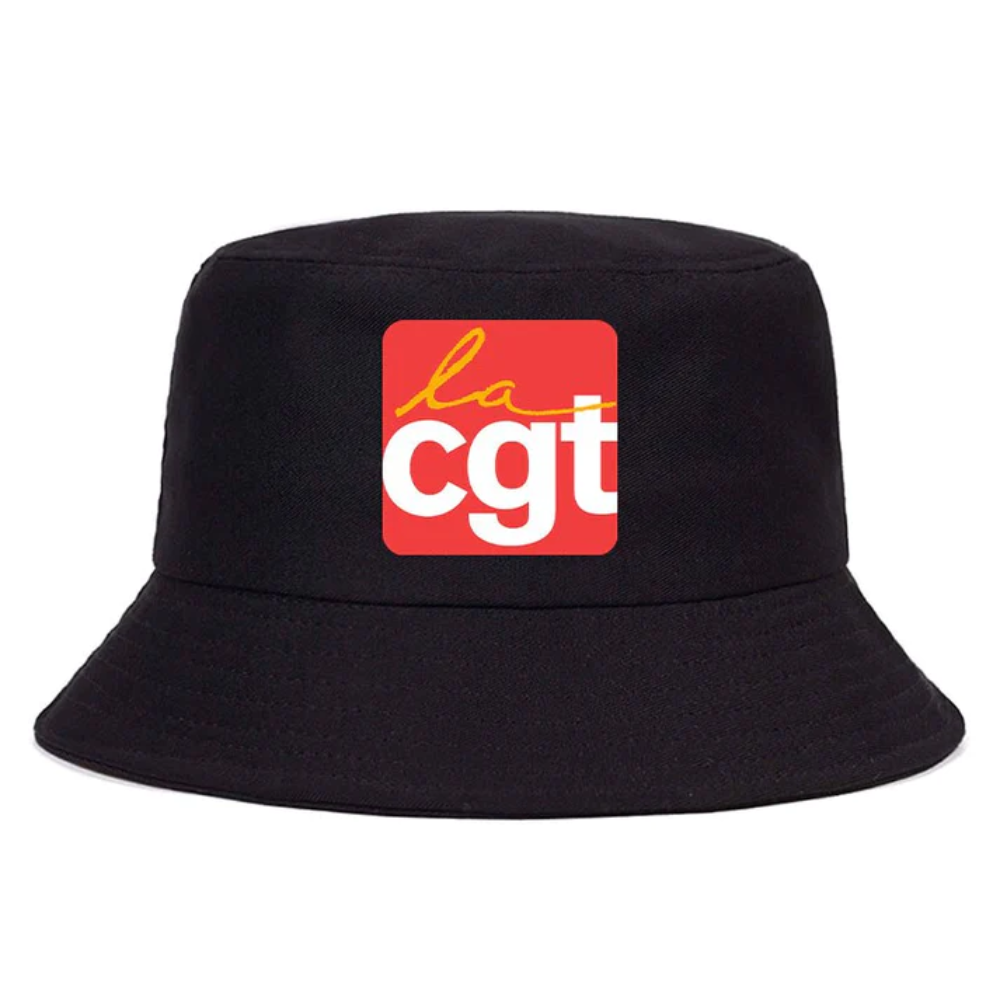 Bob de couleur noir avec inscrit le logo La CGT.