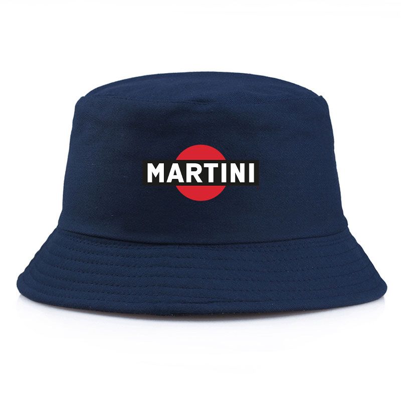 Bob de couleur bleu marine avec inscrit le logo Martini.