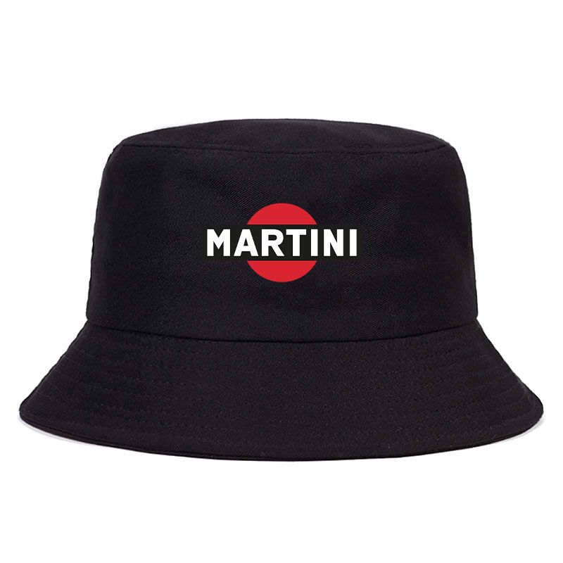 Bob de couleur noir avec inscrit le logo Martini.