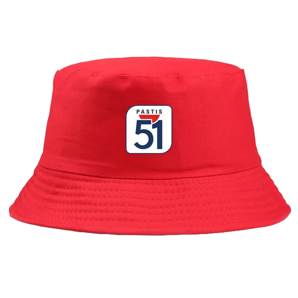 Bob de couleur rouge avec inscrit le logo Pastis 51.