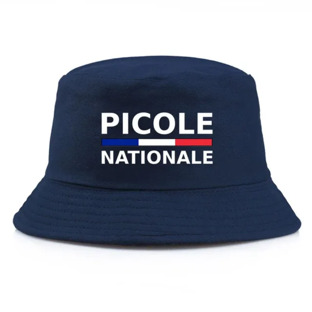 Bob de couleur bleu marine avec inscrit picole nationale.